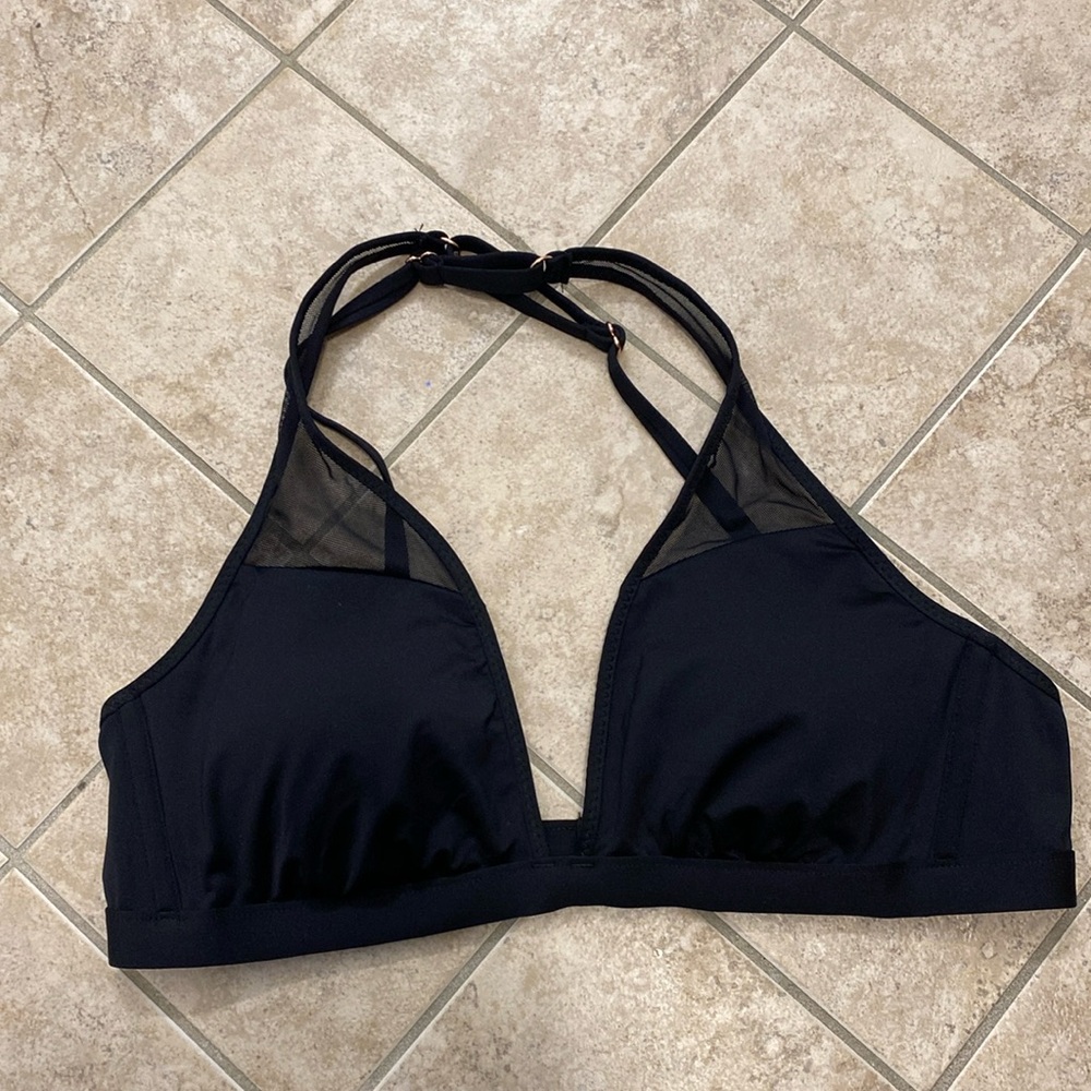 Shade &shore swim top NWOT size medium